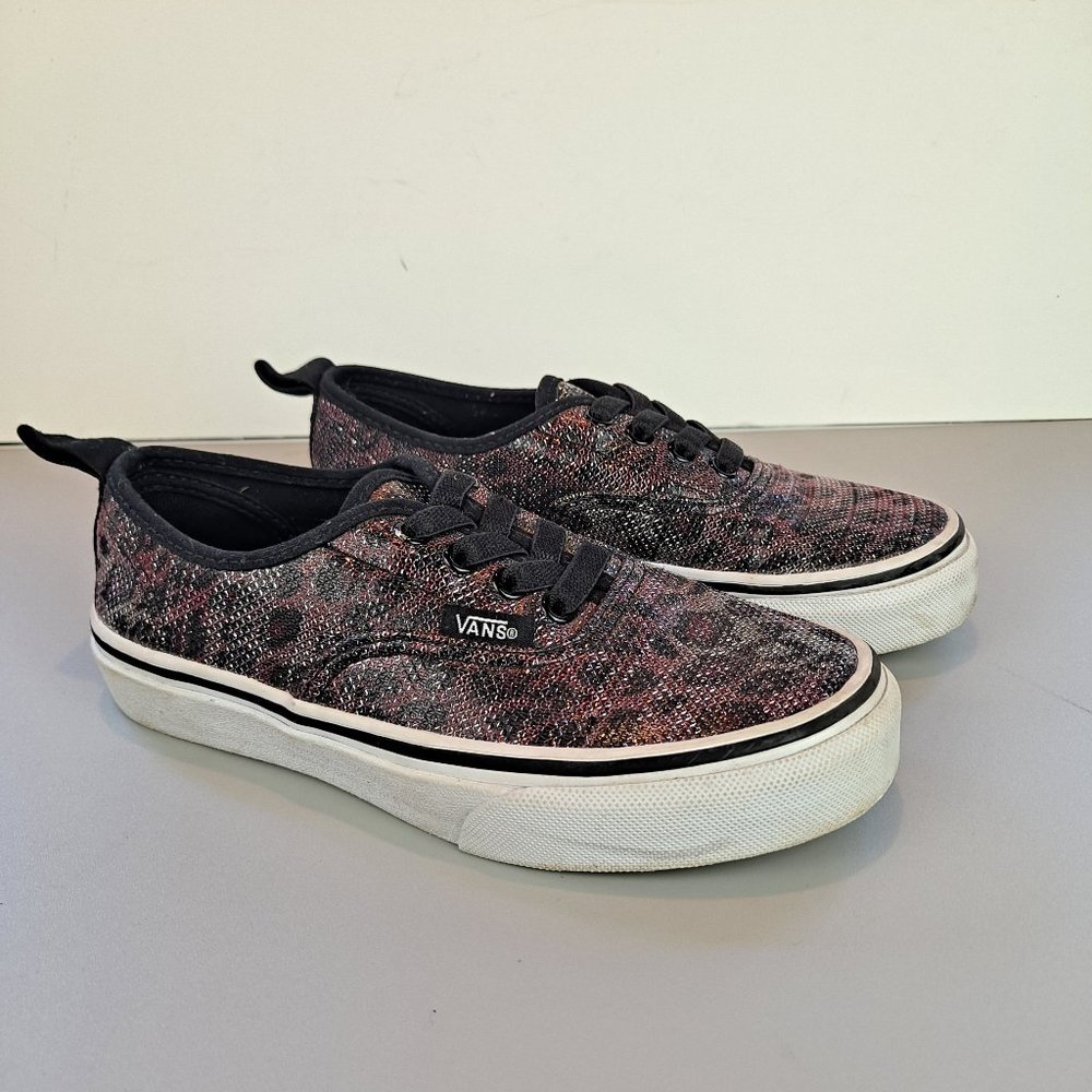 Girl's Vans Off the Wall Sneakers Size 1